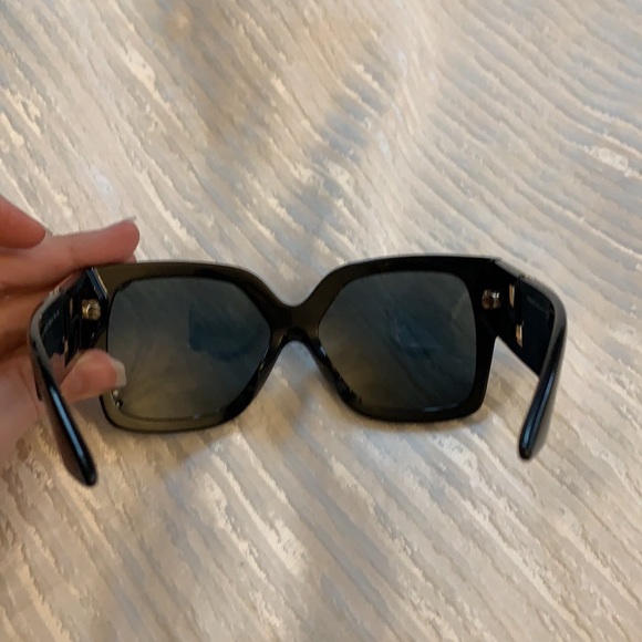 Versace sunglasses 4402 - Picture 4 of 11